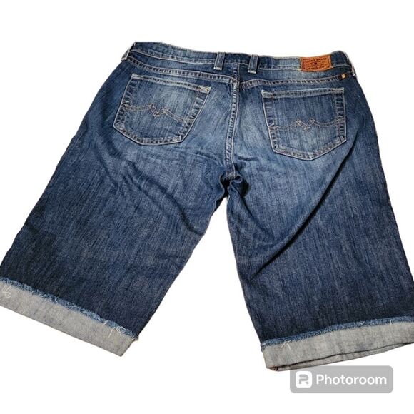 Lucky Brand Sweet N Low Bermuda Denim Shorts Size 8/29 - Picture 2 of 3